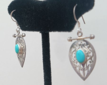 Sterling silver Jali pendent with Turquoise stone RPe2010T